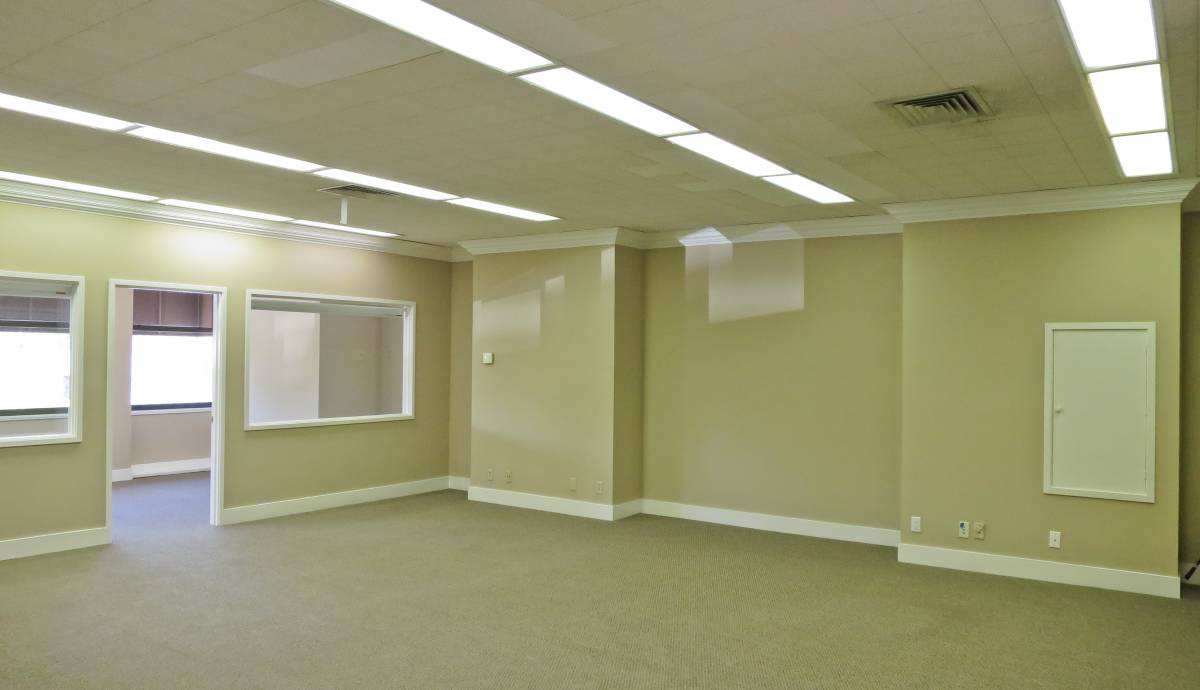 Interior of 1143 Crane St